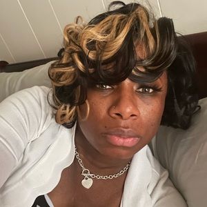 Meet your Posher, Cheryl